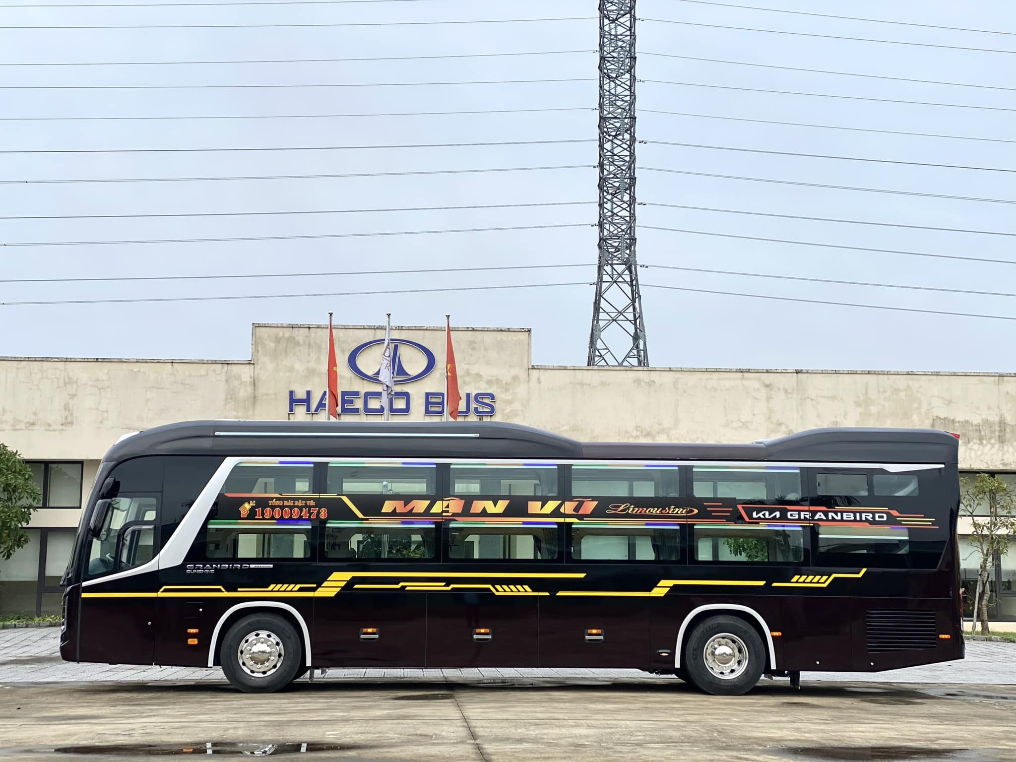 Nhà xe Mận Vũ